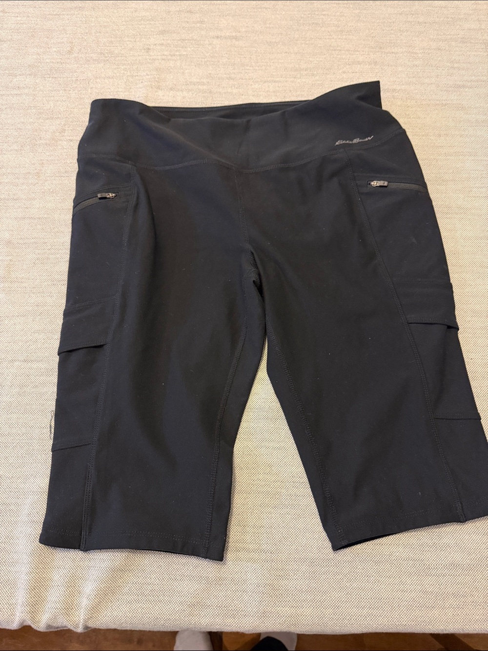 Eddie Bauer Black Stretch Bike Shorts with Zip Pockets nwot